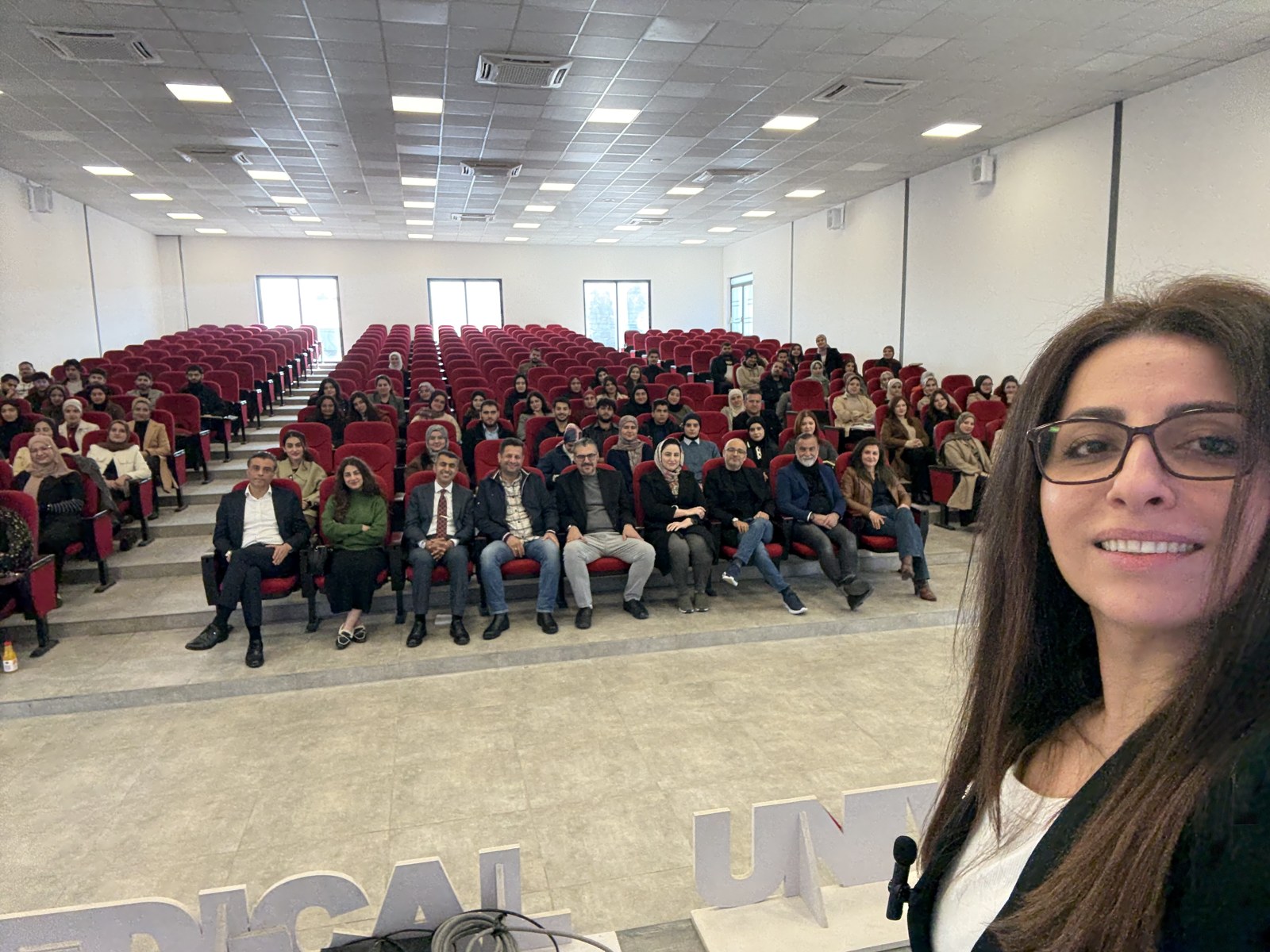 Banu with the audience at Hawler Medical University, 2026